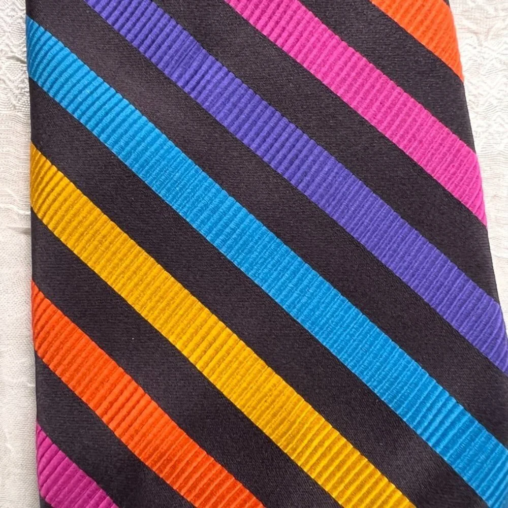 Dion vibrant striped